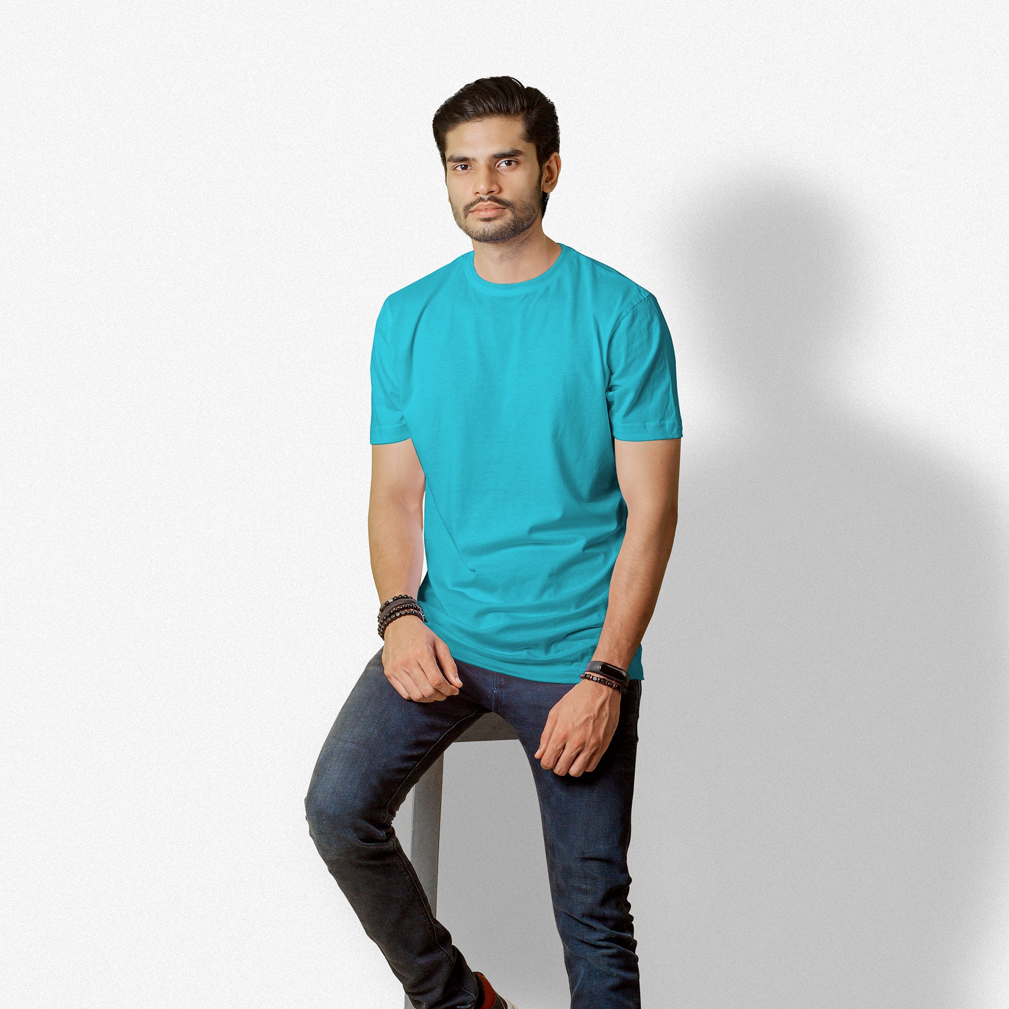Man-Solid Sky Blue Solid T-Shirt + 11 Free Testers (5ml Each)